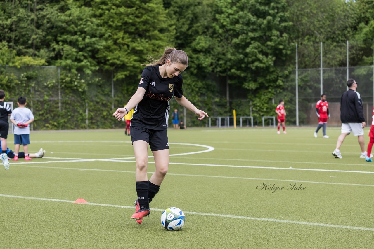 Bild 68 - wBJ SC Condor - VfL Pinneberg : Ergebnis: 3:2